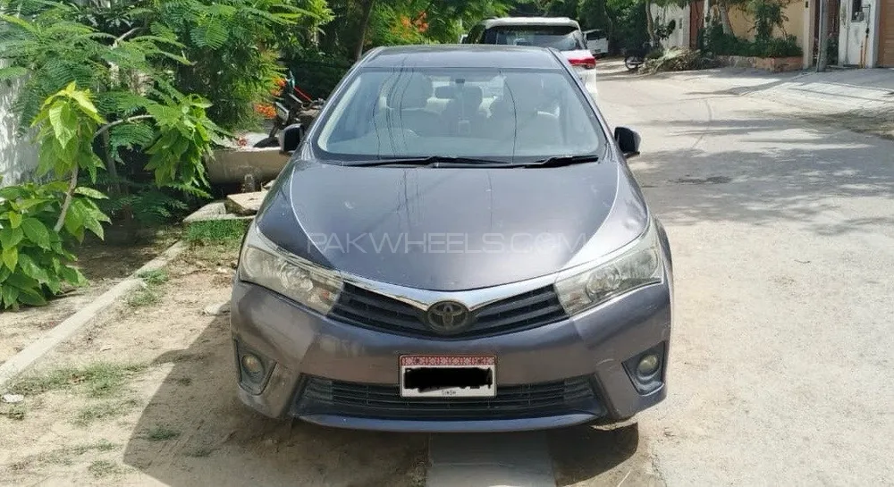 Toyota Corolla 2017 for Sale in Karachi Image-1