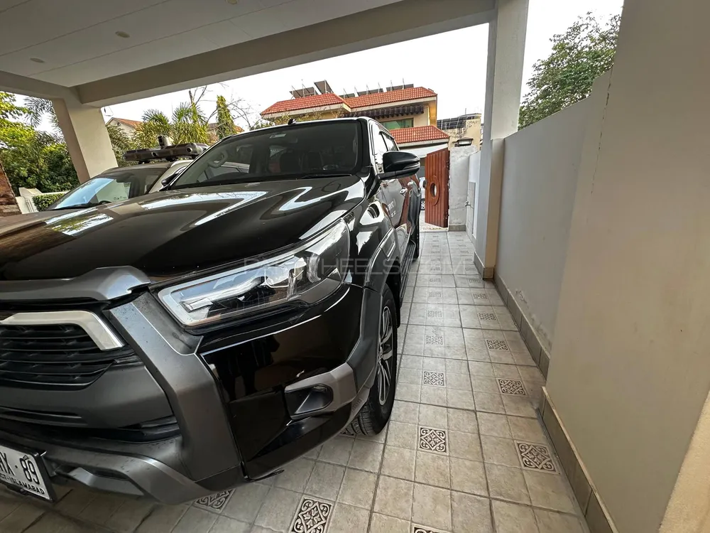 Toyota Hilux 2020 for Sale in Islamabad Image-1
