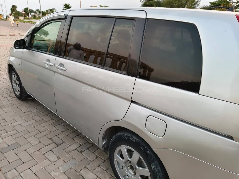 ٹویوٹا آئیسس 2006 for Sale in فتح جنگ ٹویوٹا آئیسس 2006 for Sale in فتح جنگ Image-2