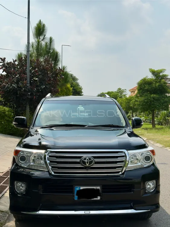 Toyota Land Cruiser 2014 for Sale in Islamabad Image-1