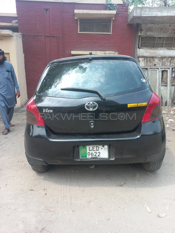 Toyota Vitz 2007 for Sale in Islamabad Image-1