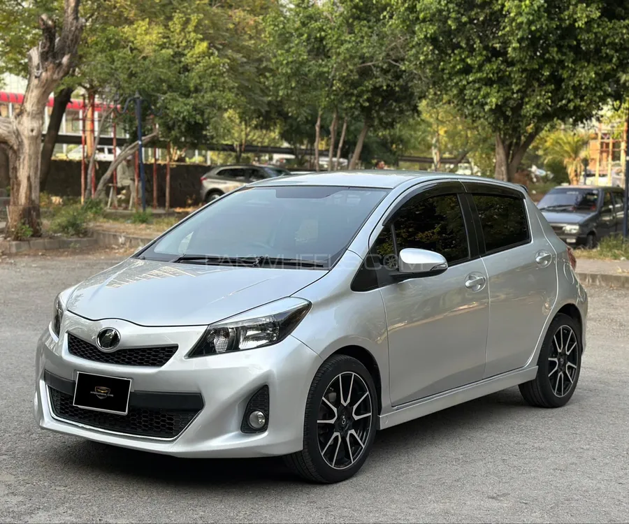 Toyota Vitz 2013 for Sale in Islamabad Toyota Vitz 2013 for Sale in Islamabad Image-1