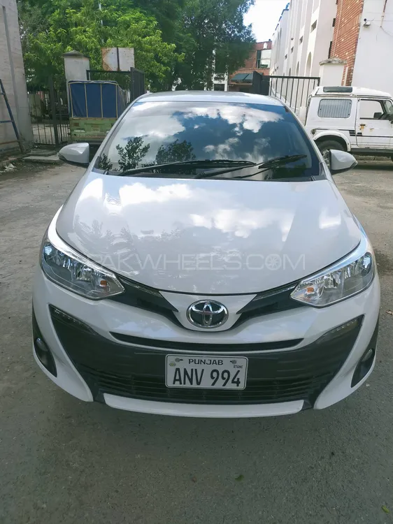 Toyota Yaris Sedan 2022 for Sale in Lahore Image-1