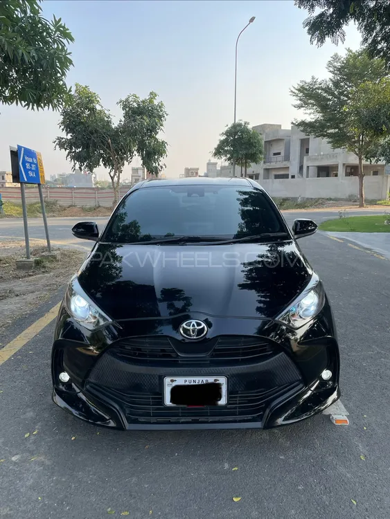 Toyota Yaris Hatchback 2021 for Sale in Lahore Image-1