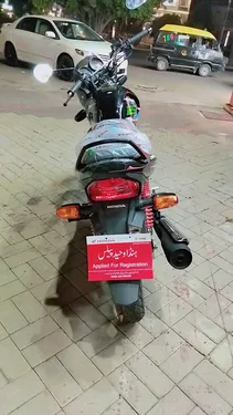 Honda CB 125F 2025