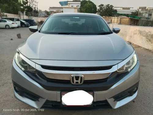 Honda Civic Oriel 1.8 i-VTEC CVT 2017