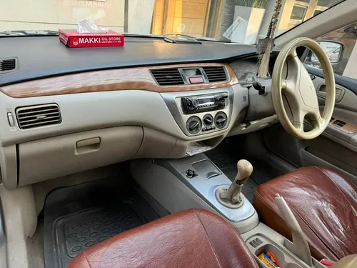 Mitsubishi Lancer GLX 1.3 2005