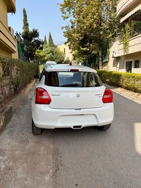 Suzuki Swift GL CVT 2022