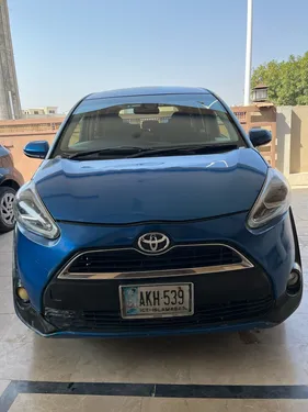 Toyota Sienta G 2016