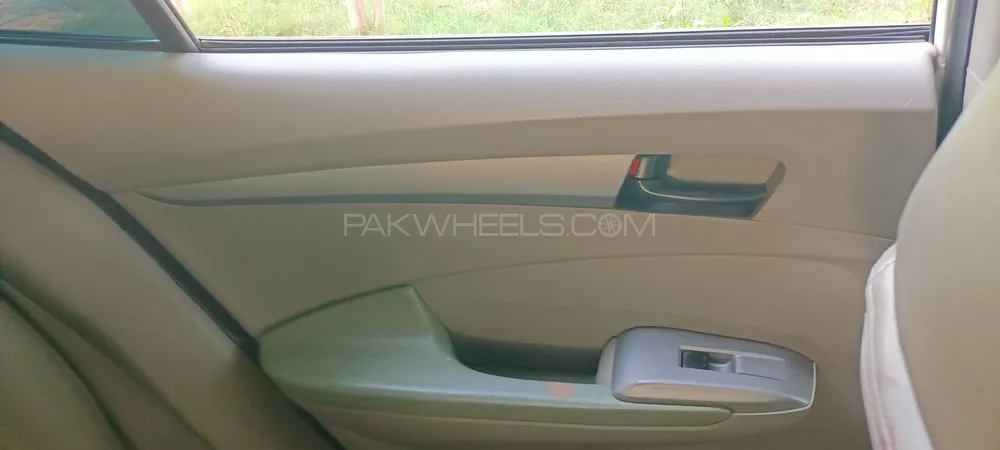 Honda City 2016 for Sale in Sadiqabad Honda City 2016 for Sale in Sadiqabad Image-7