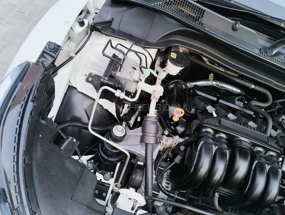 Honda HR-V 2023 for Sale in Multan Honda HR-V 2023 for Sale in Multan Image-3