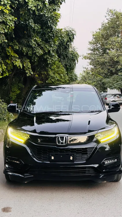 Honda Vezel 2019 for Sale in Lahore Image-1