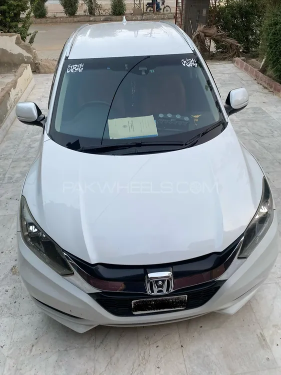 Honda Vezel 2014 for Sale in Hyderabad Honda Vezel 2014 for Sale in Hyderabad Image-7