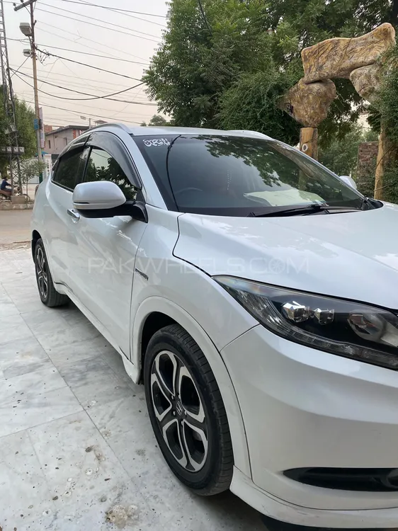 Honda Vezel 2014 for Sale in Hyderabad Honda Vezel 2014 for Sale in Hyderabad Image-6