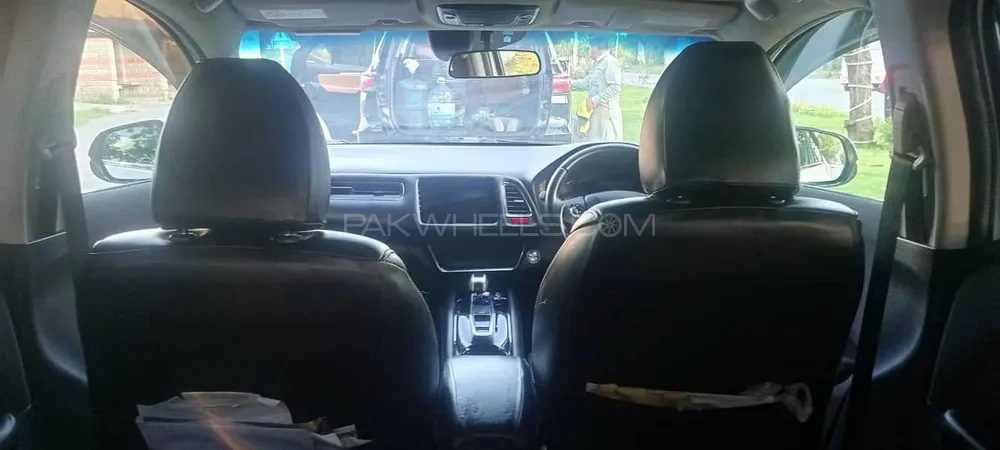 Honda Vezel 2014 for Sale in Rawalpindi Image-1