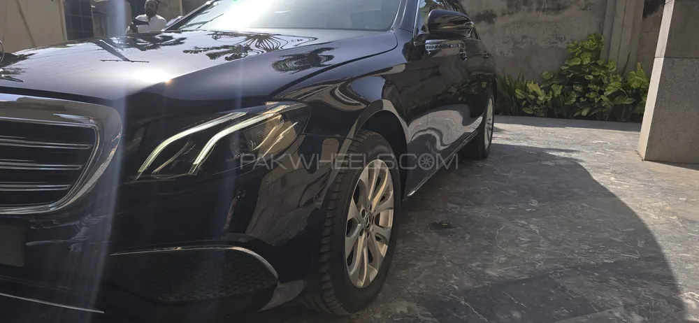 Mercedes Benz E Class 2020 for Sale in Gujranwala Mercedes Benz E Class 2020 for Sale in Gujranwala Image-7