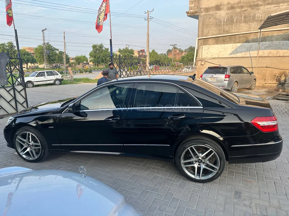 Mercedes Benz E Class 2012 for Sale in Islamabad Mercedes Benz E Class 2012 for Sale in Islamabad Image-4
