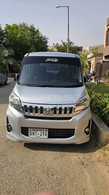 Mitsubishi EK Custom 2014 for Sale in Karachi Image-1