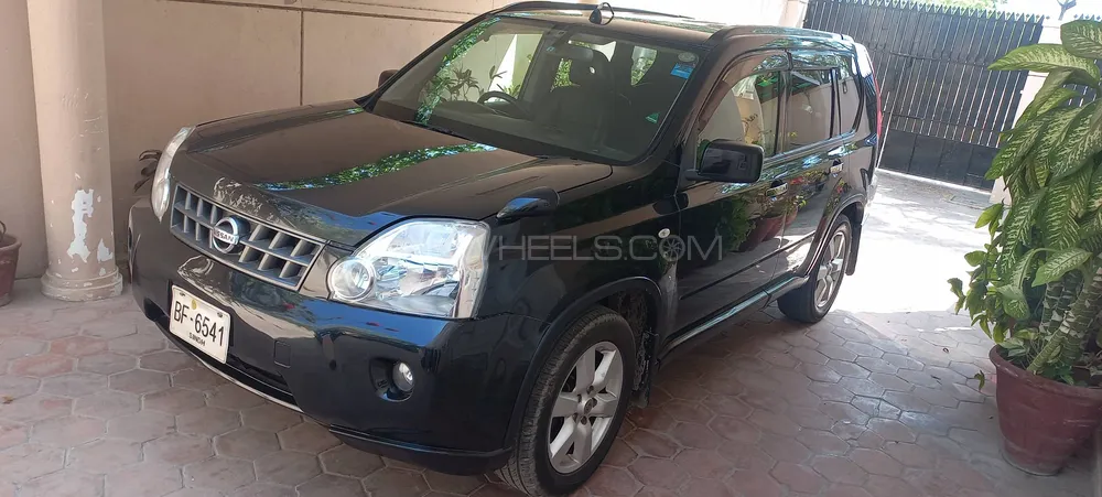 Nissan X Trail 2010 for Sale in Karachi Nissan X Trail 2010 for Sale in Karachi Image-8