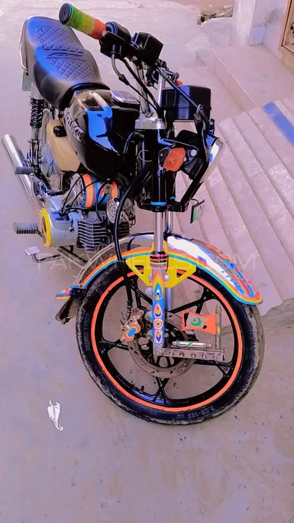 Suzuki 100 2011 for Sale Image-1