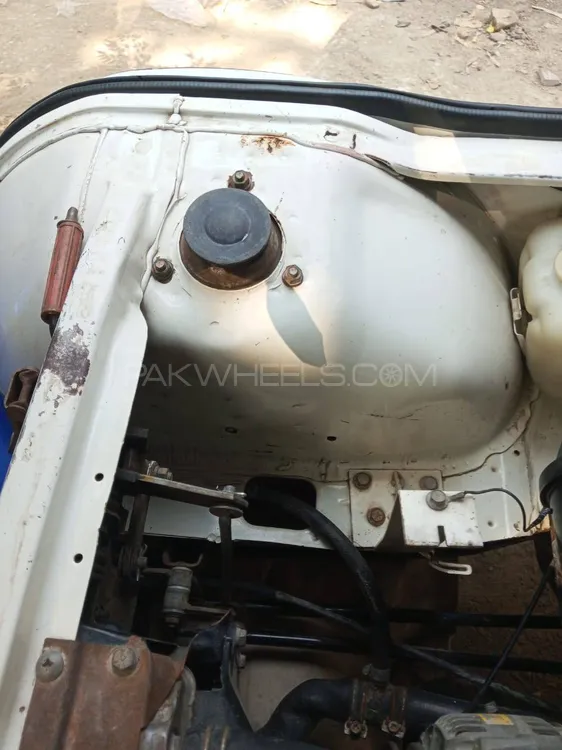 Suzuki Bolan 2011 for Sale in Lahore Image-1
