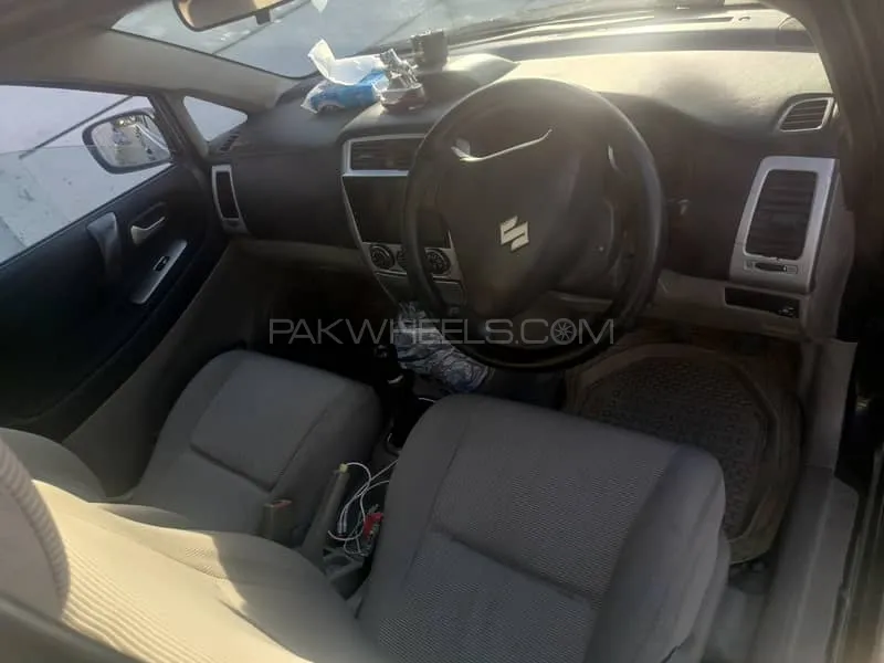 سوزوکی لیانا 2008 for Sale in اسلام آباد سوزوکی لیانا 2008 for Sale in اسلام آباد Image-2