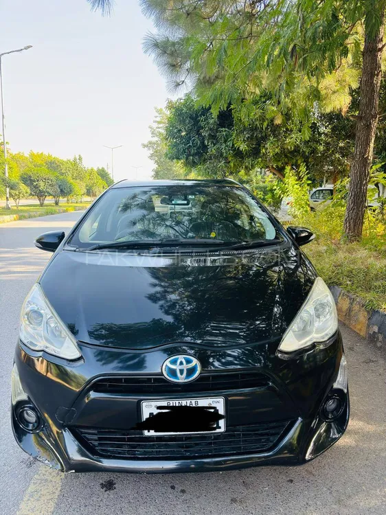 Toyota Aqua 2017 for Sale in Islamabad Image-1