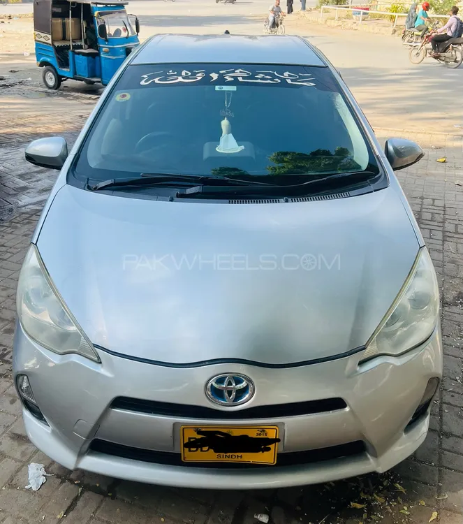 Toyota Aqua 2012 for Sale in Karachi Image-1