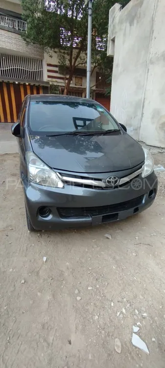 Toyota Avanza 2013 for Sale in Hyderabad Image-1