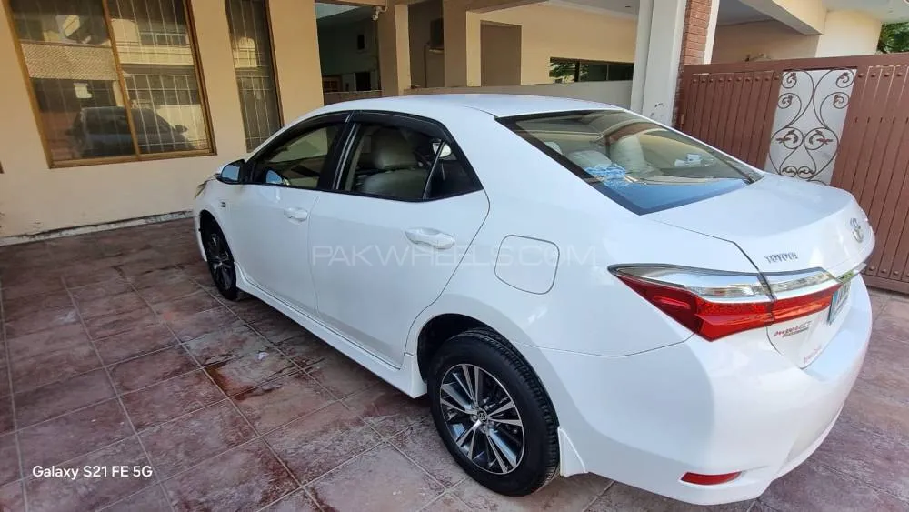 Toyota Corolla 2020 for Sale in Islamabad Image-1