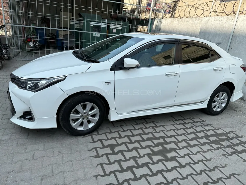 Toyota Corolla 2017 for Sale in Gujranwala Image-1