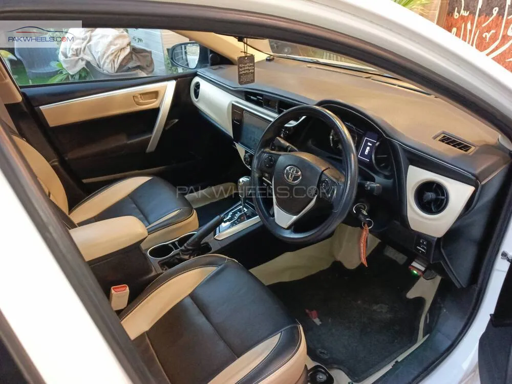Toyota Corolla 2021 for Sale in Lahore Toyota Corolla 2021 for Sale in Lahore Image-10