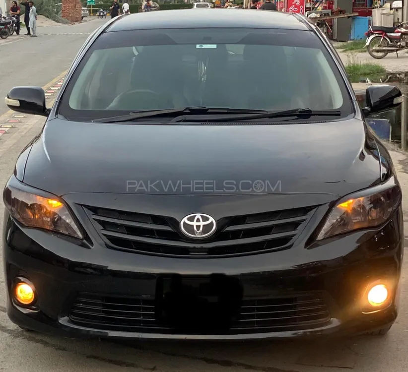 Toyota Corolla 2011 for Sale in Faisalabad Image-1