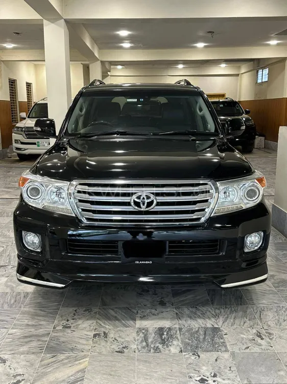 Toyota Land Cruiser 2013 for Sale in Kharian Image-1