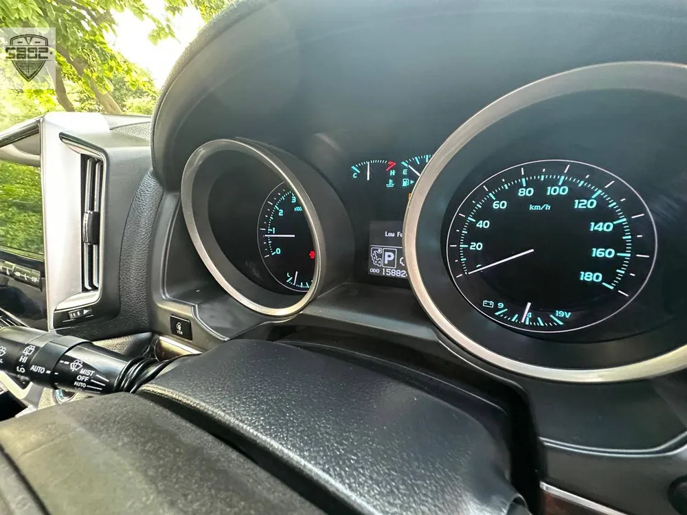 Toyota Land Cruiser 2011 for Sale in Lahore Toyota Land Cruiser 2011 for Sale in Lahore Image-12