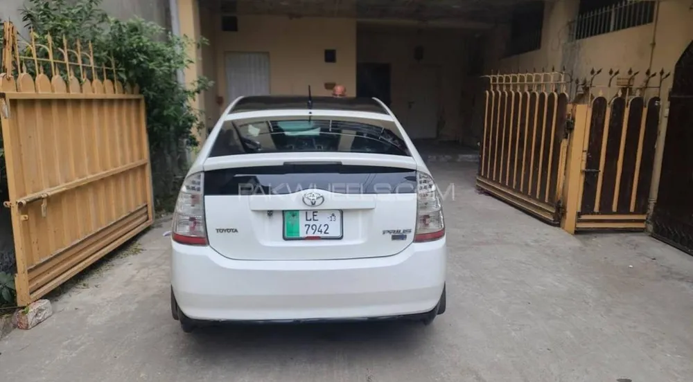 Toyota Prius 2007 for Sale in Lahore Toyota Prius 2007 for Sale in Lahore Image-6