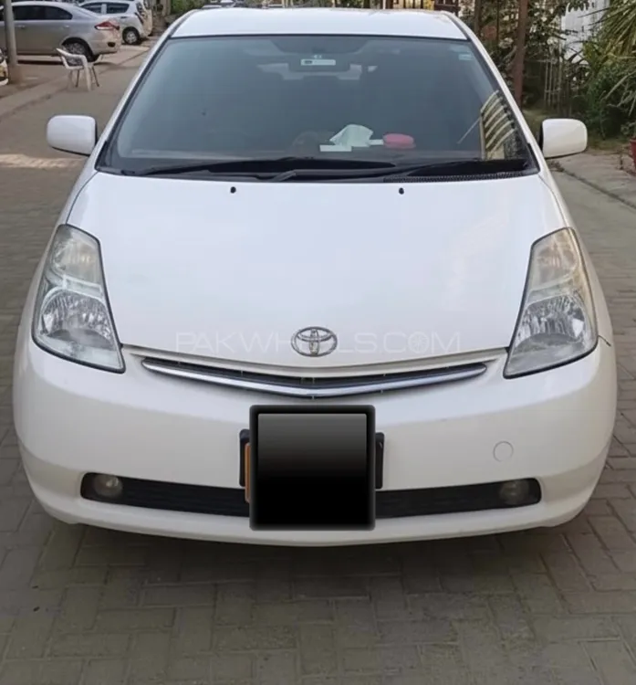 Toyota Prius 2011 for Sale in Karachi Image-1