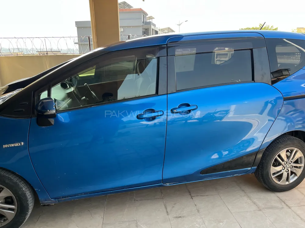 Toyota Sienta 2016 for Sale in Rawalpindi Toyota Sienta 2016 for Sale in Rawalpindi Image-3