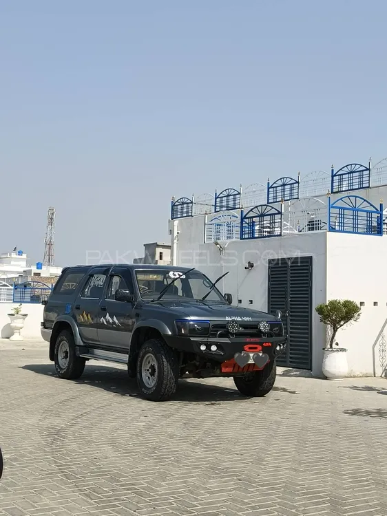 Toyota Surf 1992 for Sale in Gujrat Image-1