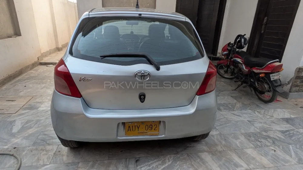 Toyota Vitz 2007 for Sale in Multan Image-1