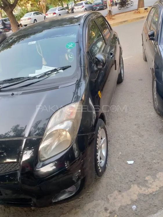 Toyota Vitz 2010 for Sale in Islamabad Image-1