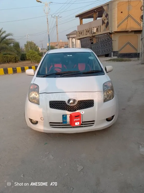 Toyota Vitz 2006 for Sale in Peshawar Image-1