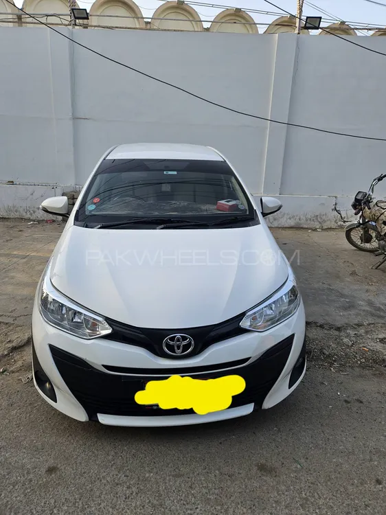 Toyota Yaris Sedan 2022 for Sale in Karachi Image-1