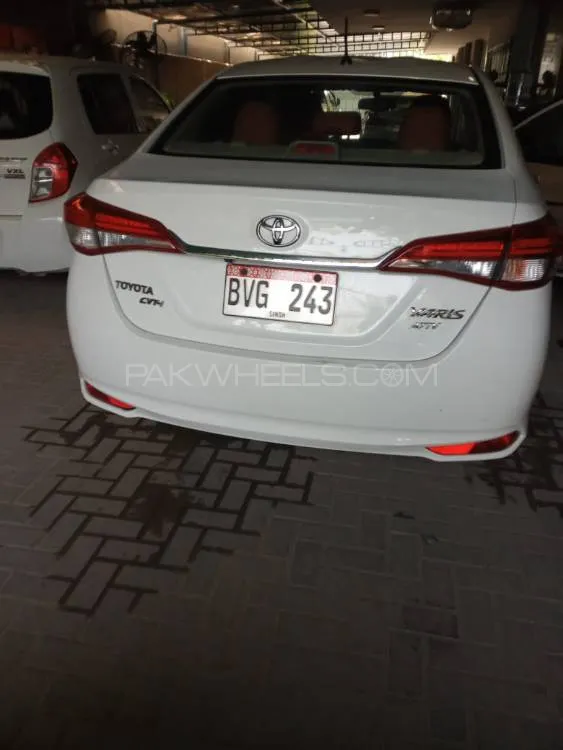 Toyota Yaris Sedan 2022 for Sale in Karachi Image-1