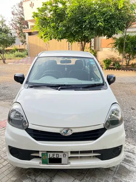 Daihatsu Mira ES 2013
