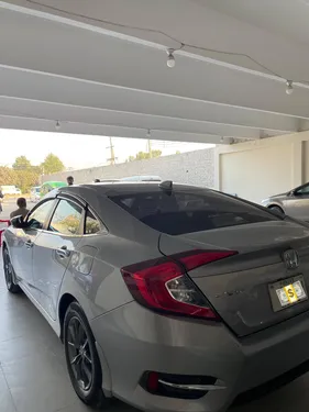 Honda Civic Oriel 1.8 i-VTEC CVT 2020