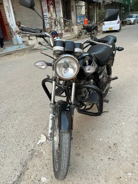 Suzuki GS 150 2017