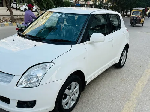 Suzuki Swift DLX 1.3 Navigation  2018