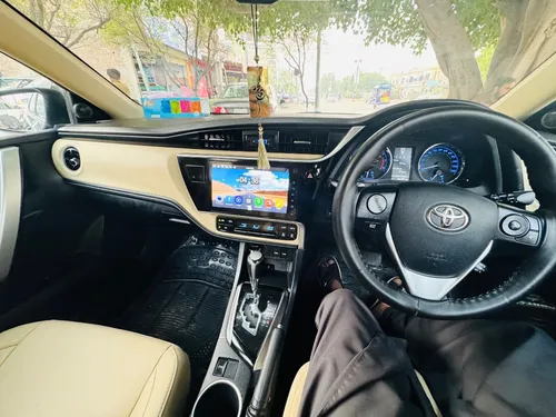 Toyota Corolla Altis Grande X CVT-i 1.8 Beige Interior 2022