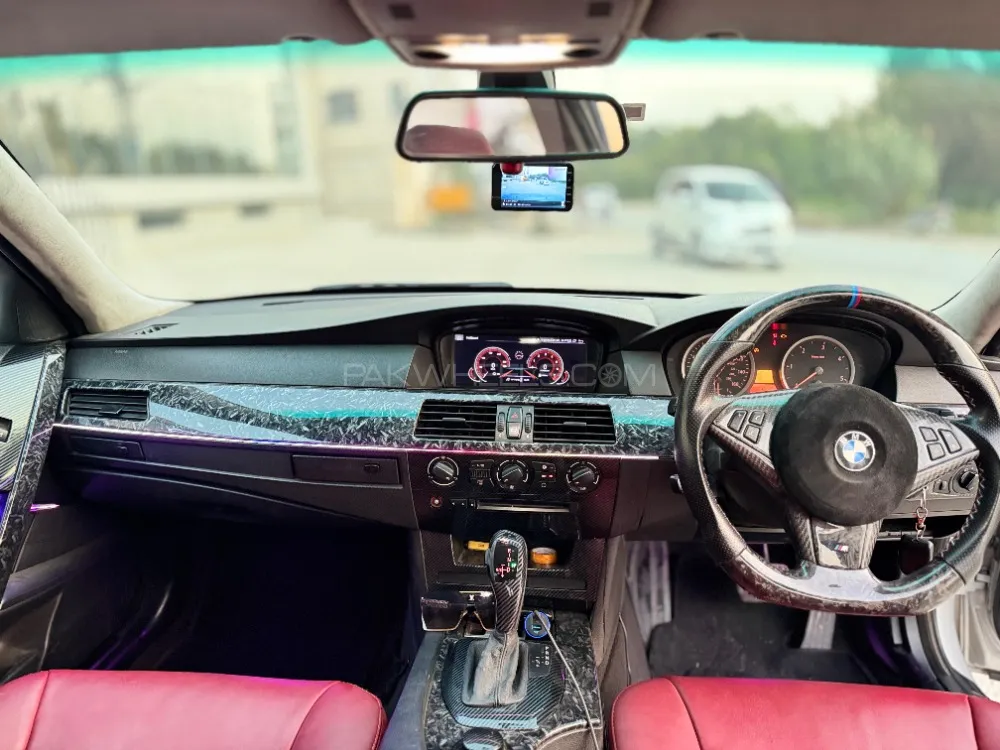 BMW M5 2003 for Sale in Islamabad BMW M5 2003 for Sale in Islamabad Image-6